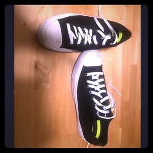 Mens size 10 Chuck II